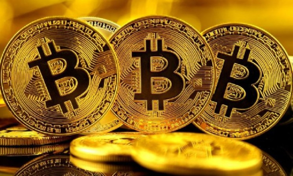 По мнению аналитиков, стагнация стейблкоинов и тарифы препятствуют росту цен на биткоин По мнению аналитиков, стагнация стейблкоинов и тарифы препятствуют росту цен на биткоин